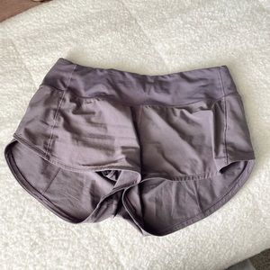 Lightly worn lululemon “speed up” shorts with a 2.5 inseam